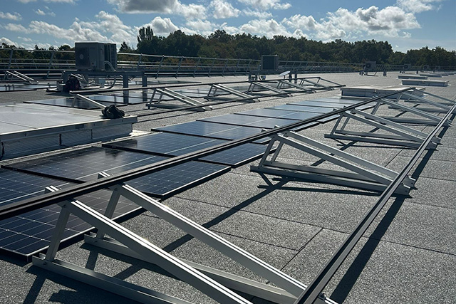 Installation photovoltaïque hangar toiture